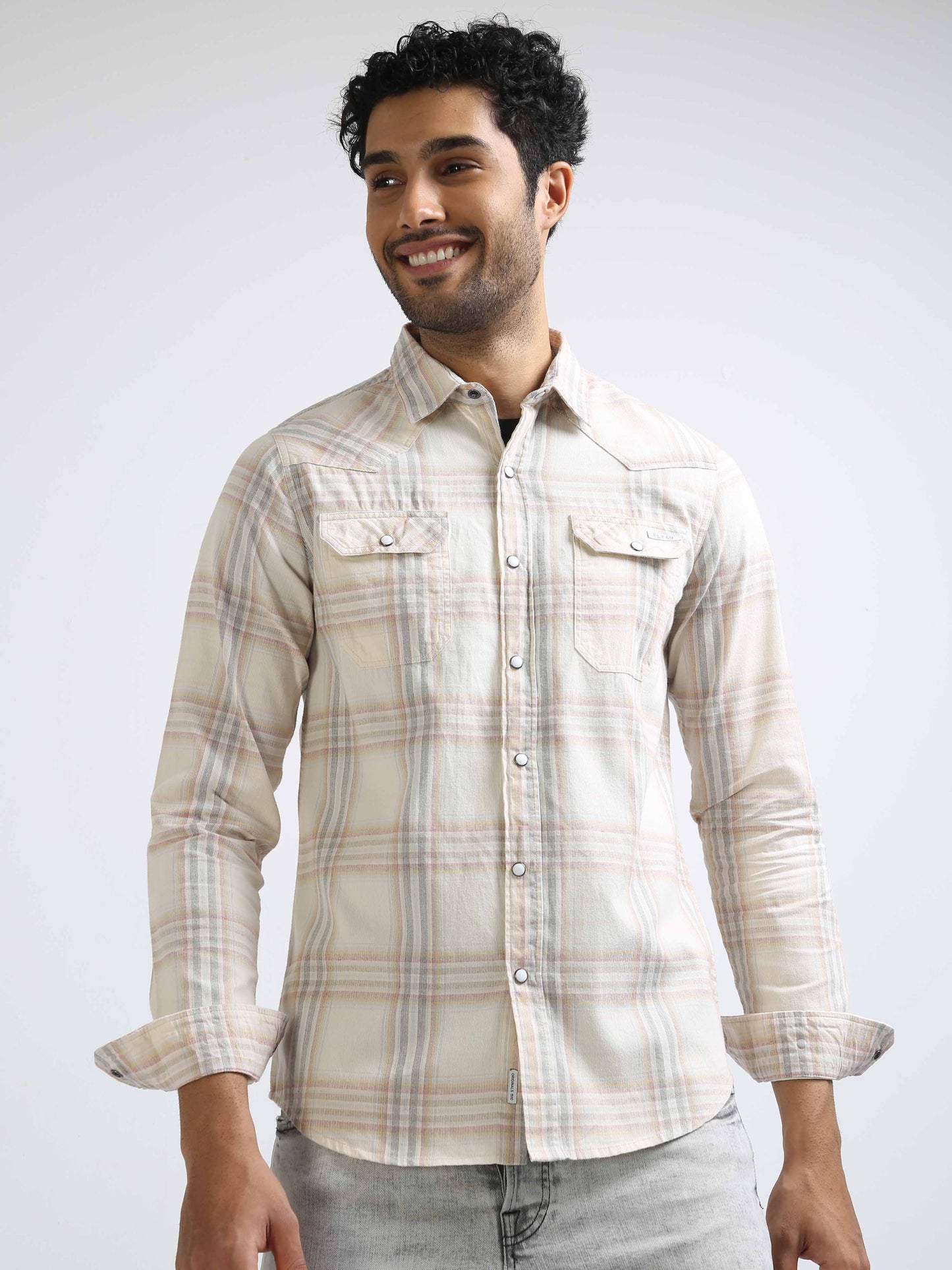 Lvory Double Pocket Checks Shirt